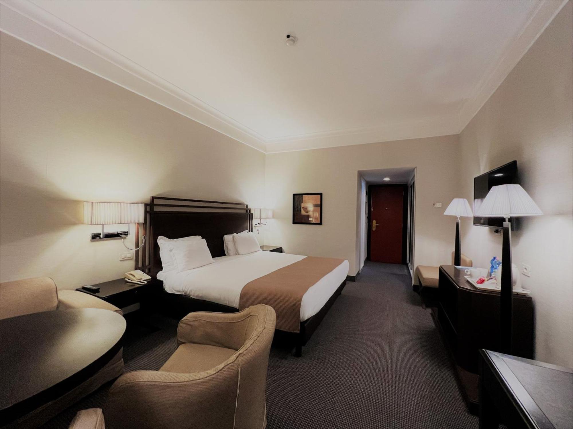 Crowne Plaza St. Peter's By Ihg Roma