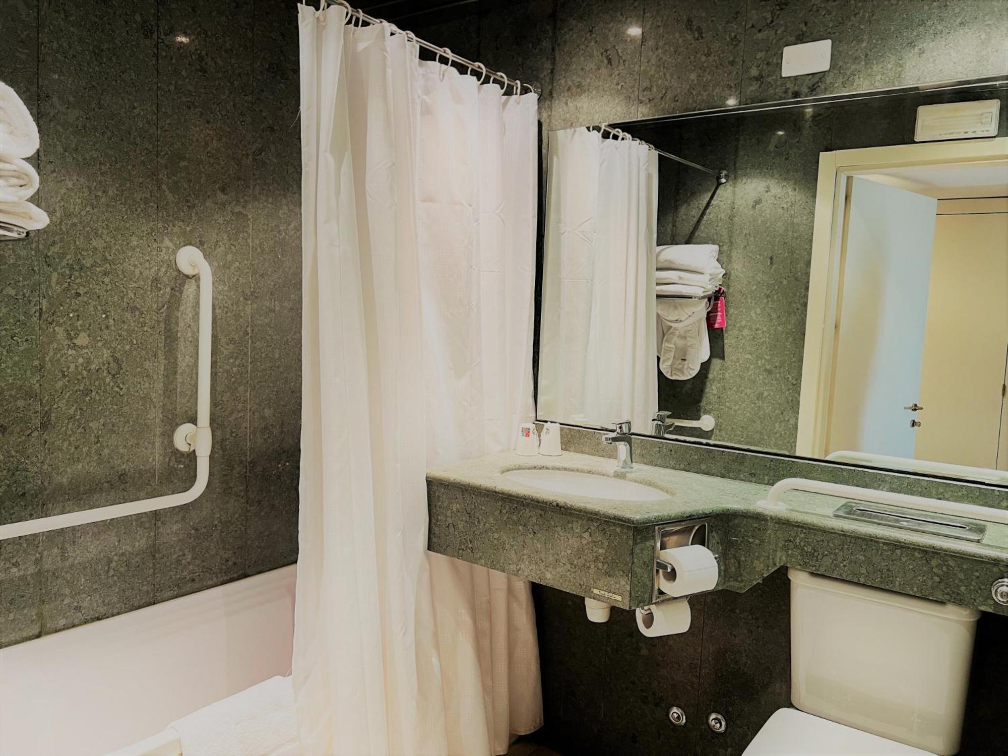 Crowne Plaza St. Peter's By Ihg 4* Roma